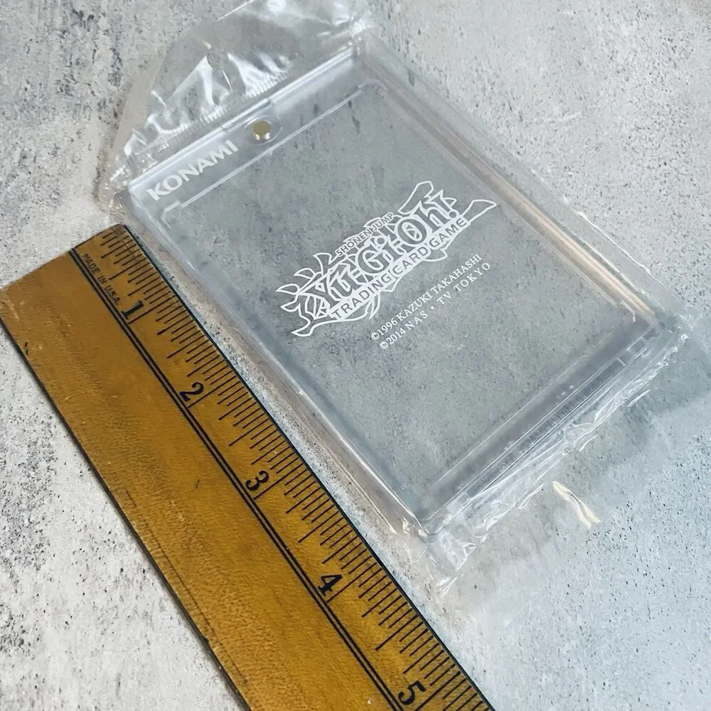 New In Package YuGiOh Magnetic Clear Hard Single Card Display Protector Case